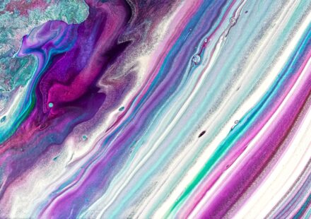 The Art of Combining Colors Effectively