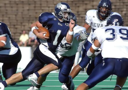 5 Quick Football Drills for Busy Players