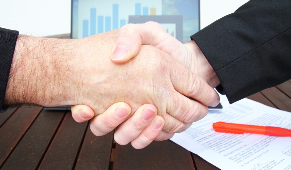 How to Amend a Contract Properly in 2026