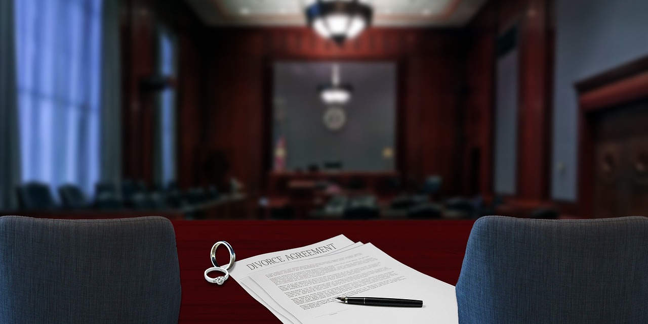 What is Consideration in Contract Law? Guide